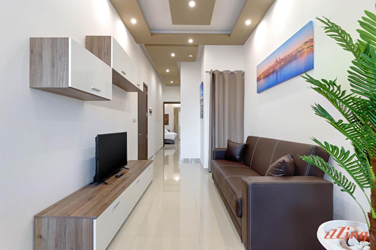 Gem Beachfront Apt With Amazing Bay And Sea Views บีร์เซบบูจา ภายนอก รูปภาพ